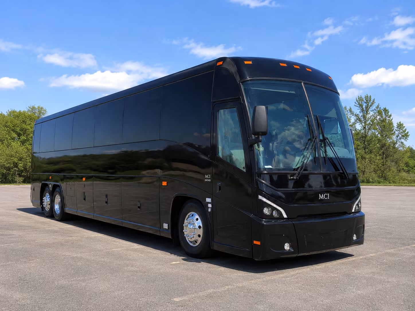 shuttle your guests between downtown escondido hotels and vineyard venues